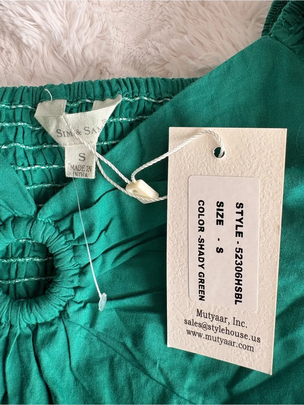 Sia & Sam Emerald Green Puff Sleeve Crop Top - Picture 3 of 3